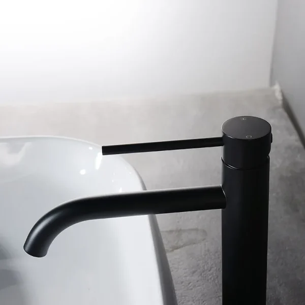 Brushed Gold Bathroom Basin Faucet Cold And Hot Mixer Water Tap Deck Mounted Single Hole & Handle Tall Style Brushed Rose Gold - Image 3